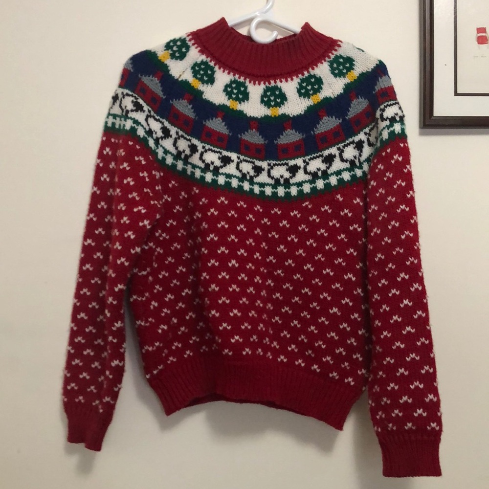 Northern Isles sheep scene sweater - M